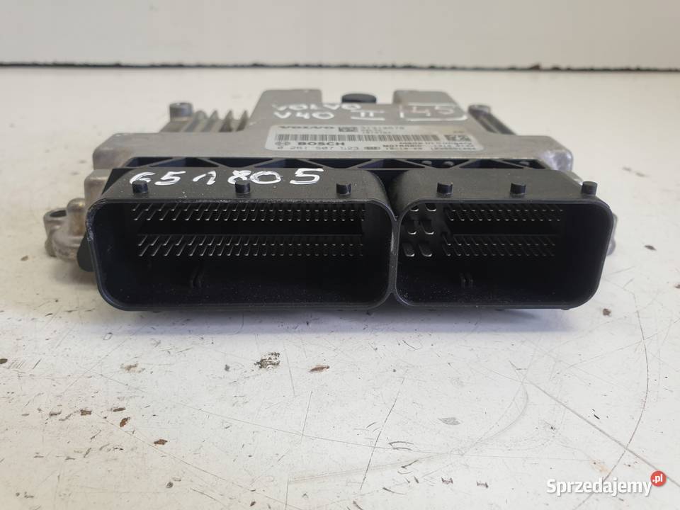 Volvo S60 II 16 T2 STEROWNIK SILNIKA 0261S07523 Komputery