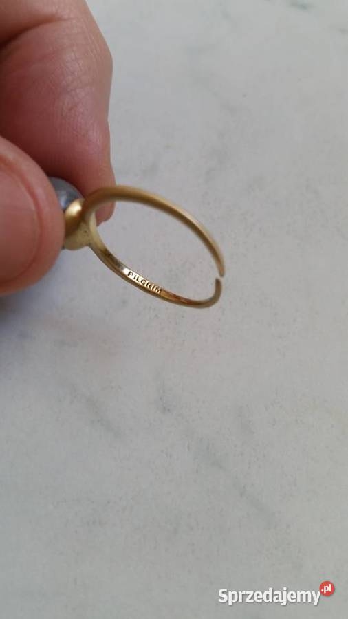 Pierscionek PILGRIM z oczkiem Puławy