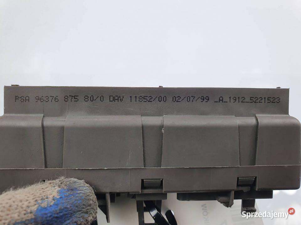 SKRZYNKA BEZPIECZNIKÓW CITROEN XSARA osobowe Lipno