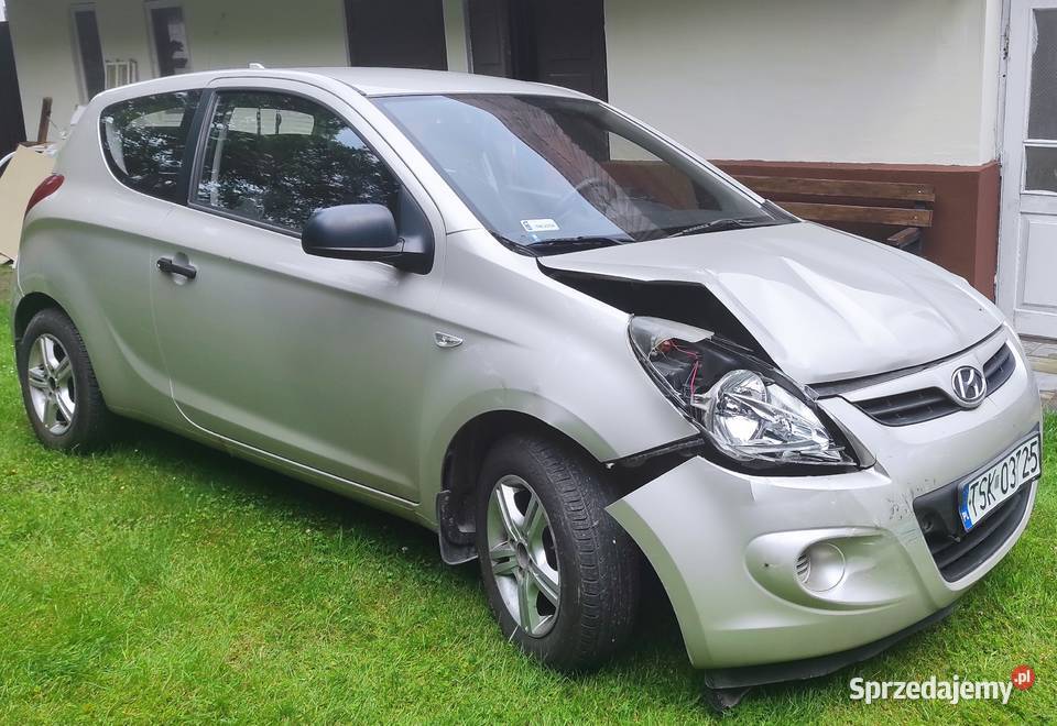 Hyundai i 20 2010 uszkodzony Hyundai Łączna