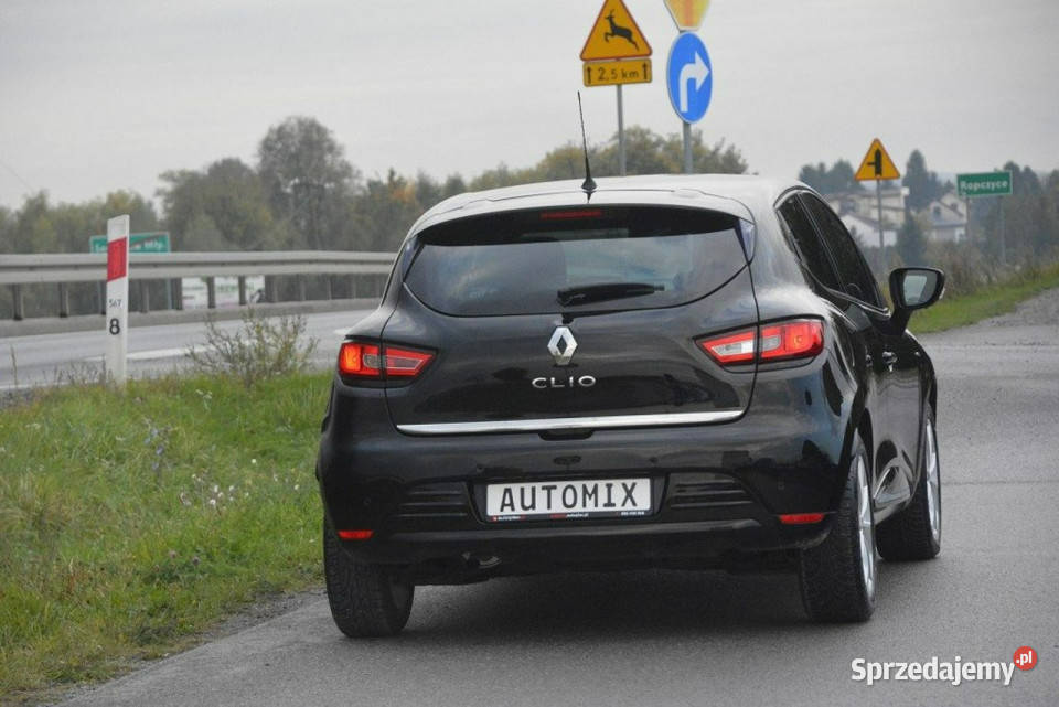 Renault Clio 09 TCe nawigacja czujniki garażowany