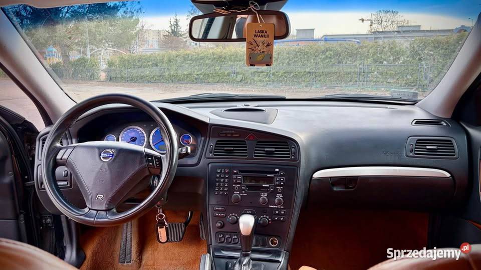 Volvo s60 R 25 Turbo 300 gaz awd S60 sprzedam