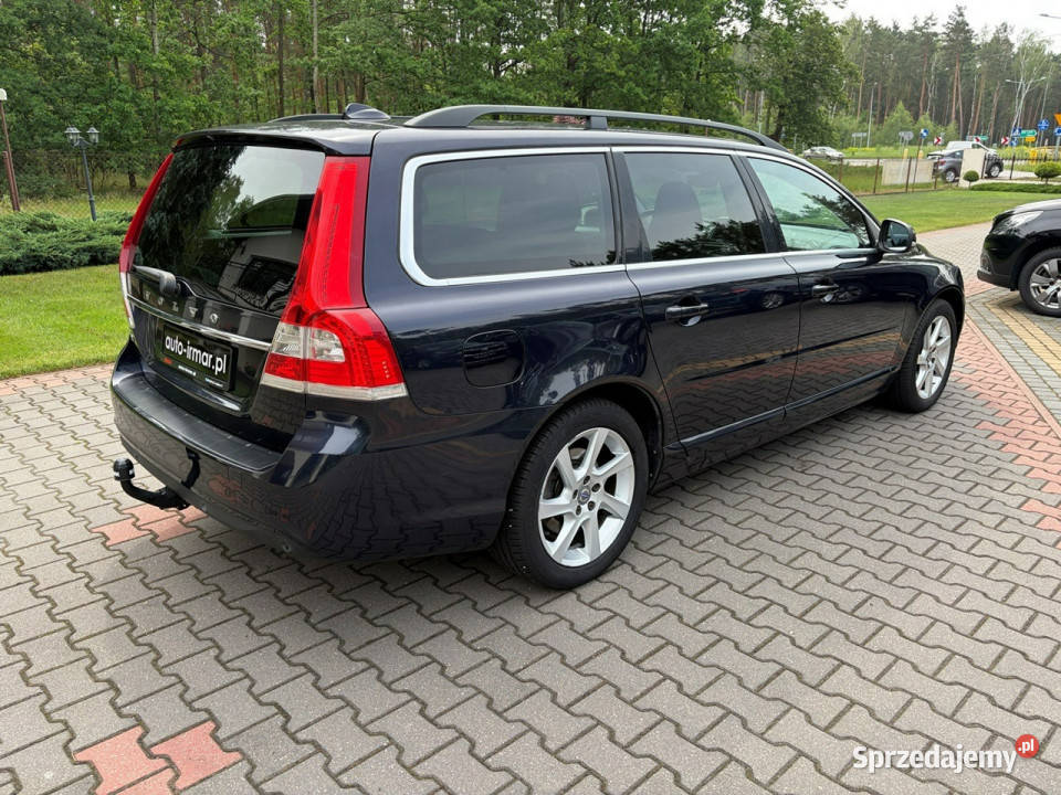 Volvo V70 20 D2 Xenony Podgrzewane fotele gniazdo USB Lipówki sprzedam