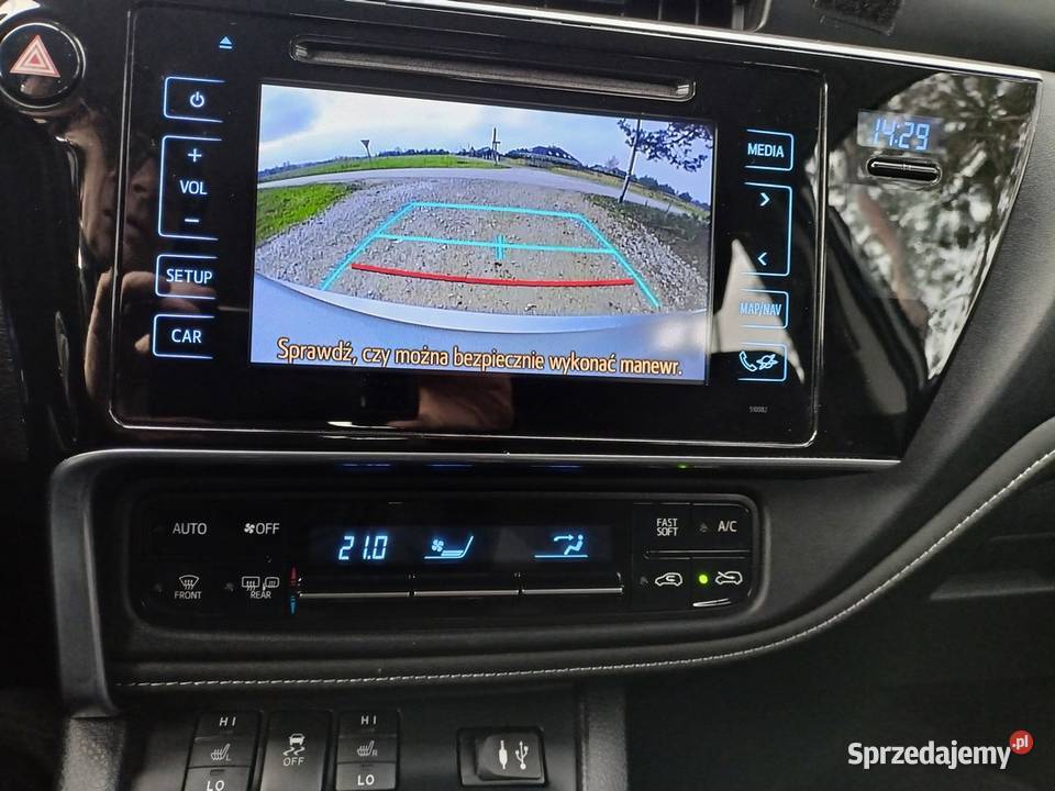 Toyota Auris 1WŁ Salon Serwis ASO Bezwypadek Czosnów