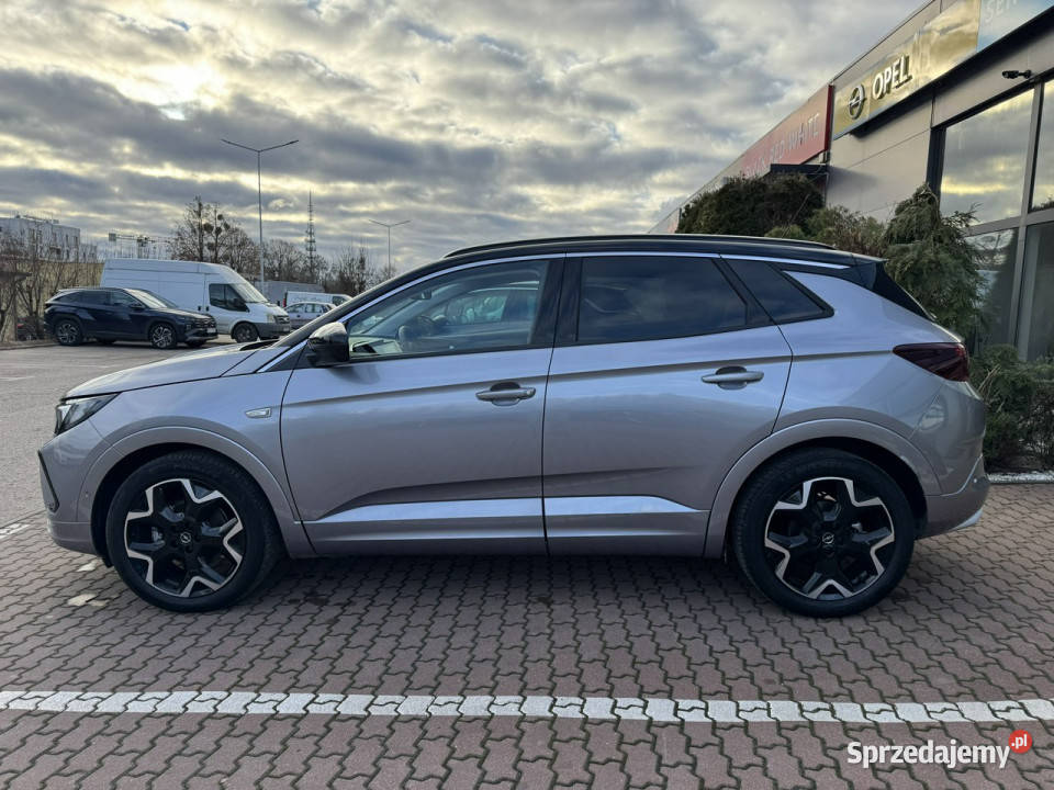 Opel Grandland Ultimate 12 Turbo automat AT8 benzyna