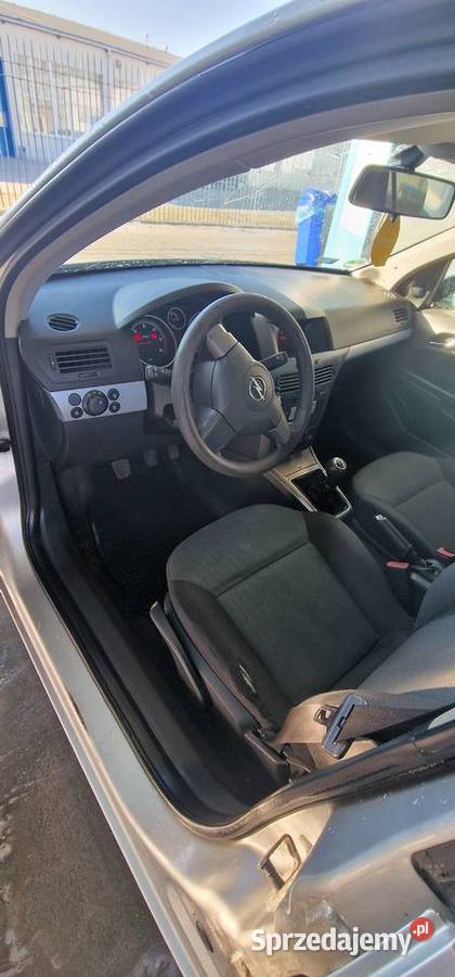 Opel Astra H Rok produkcji 2005 świętokrzyskie Starachowice sprzedam