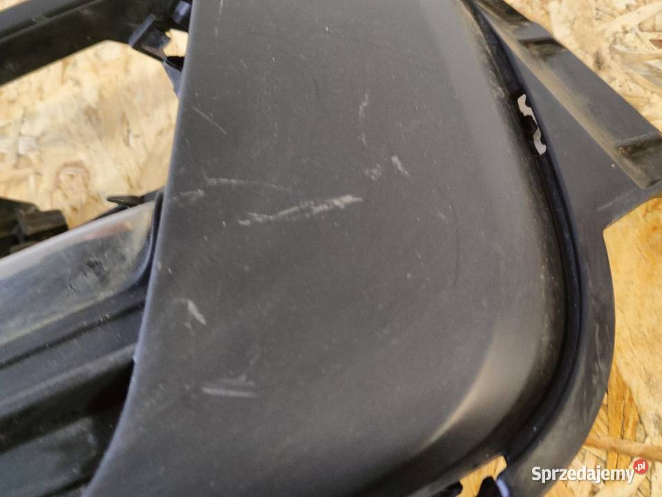 Kratka Zderzaka Prawy Przód Peugeot 308 II Atrapy wielkopolskie Pleszew