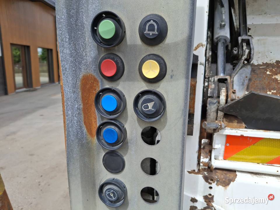 Iveco Stralis 360 Śmieciarka FAUN Dwukomorowa 252037km Śmieciarki pomorskie Sierakowice