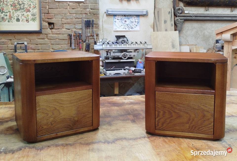 Stolik nocny dębowy Postolice