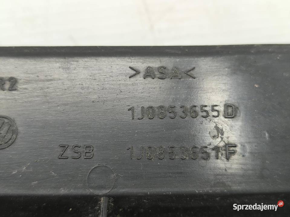 GRILL ATRAPA VW GOLF IV 14 1J0853655D