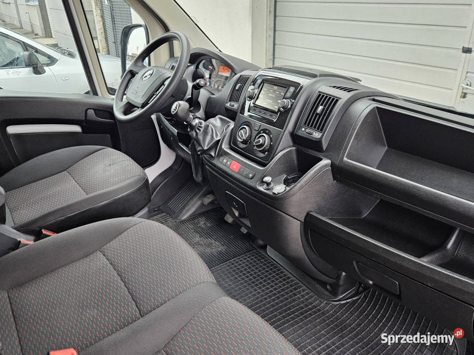 Opel Movano 22 CDTi mazowieckie