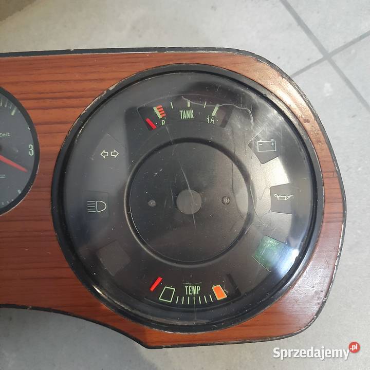 Licznik Volkswagen Passat B1 z zegarkiem Luborzyca