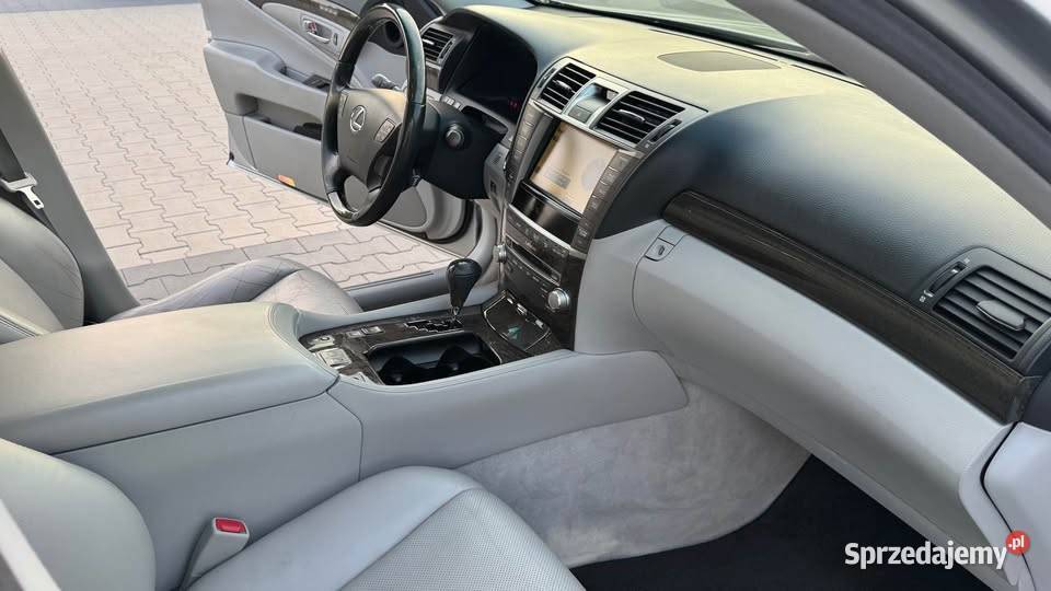 Lexus LS 460 V8 Full bez pneumatyki 2010r Grójec sprzedam