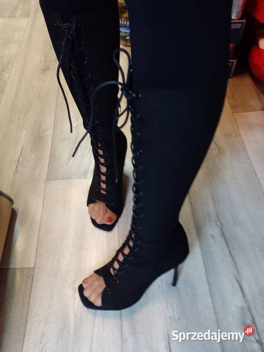 40 Czarne Sznurowane kozaki szpilki wieczorowe z