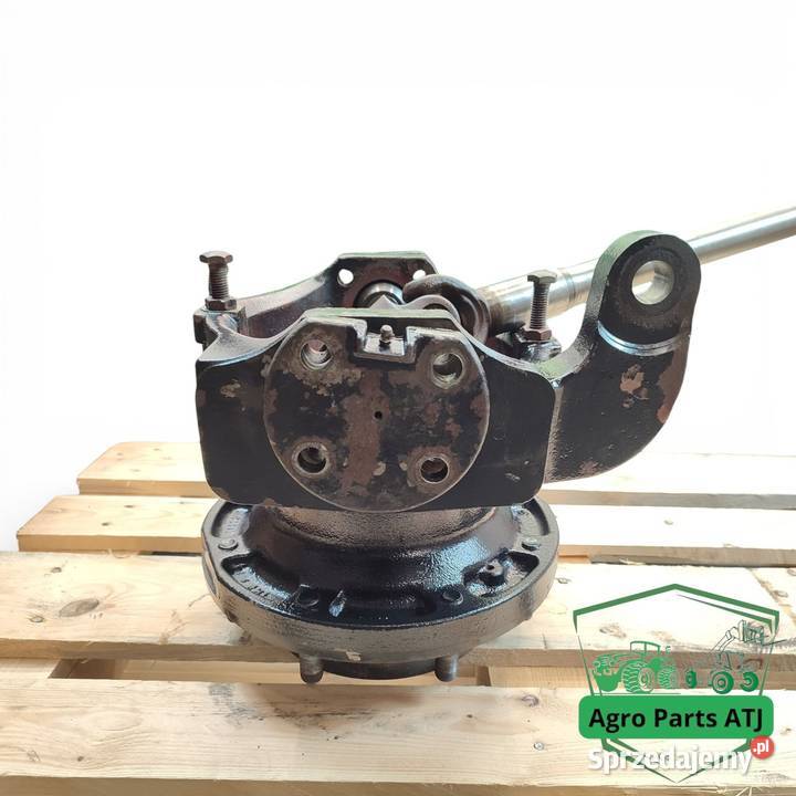 Zwolnica Zwrotnica Piasta 11151 Półoś Carraro Ciechanowiec