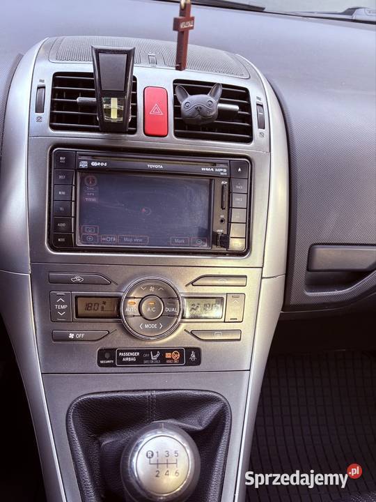 Toyota Auris 14 d4d Auris Sztombergi