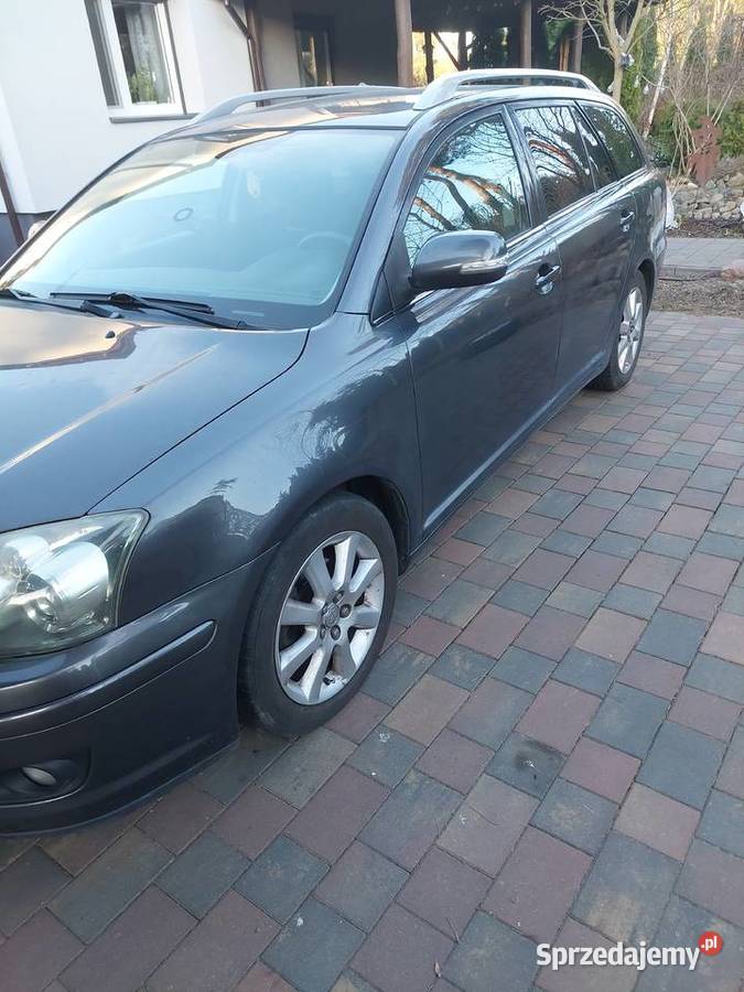 Toyota Avensis kombi 18benzybs Gaz nieuszkodzony sprzedam
