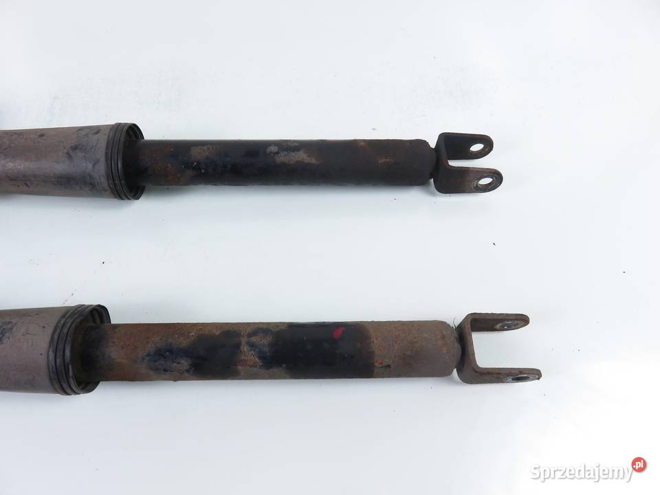 AMORTYZATORY TYŁ HYUNDAI i40 KOMBI 17 CRDi osobowe sprzedam