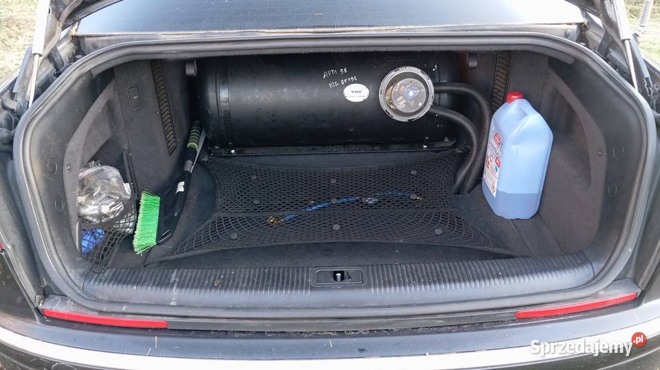 Audi A8 D3 42 Benzyna plus LPG napęd 4x4