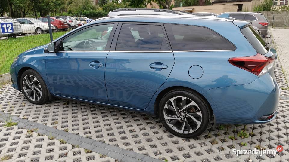 Toyota Auris 2 mega zadbana prywatnie światła przeciwmgielne Zduńska Wola