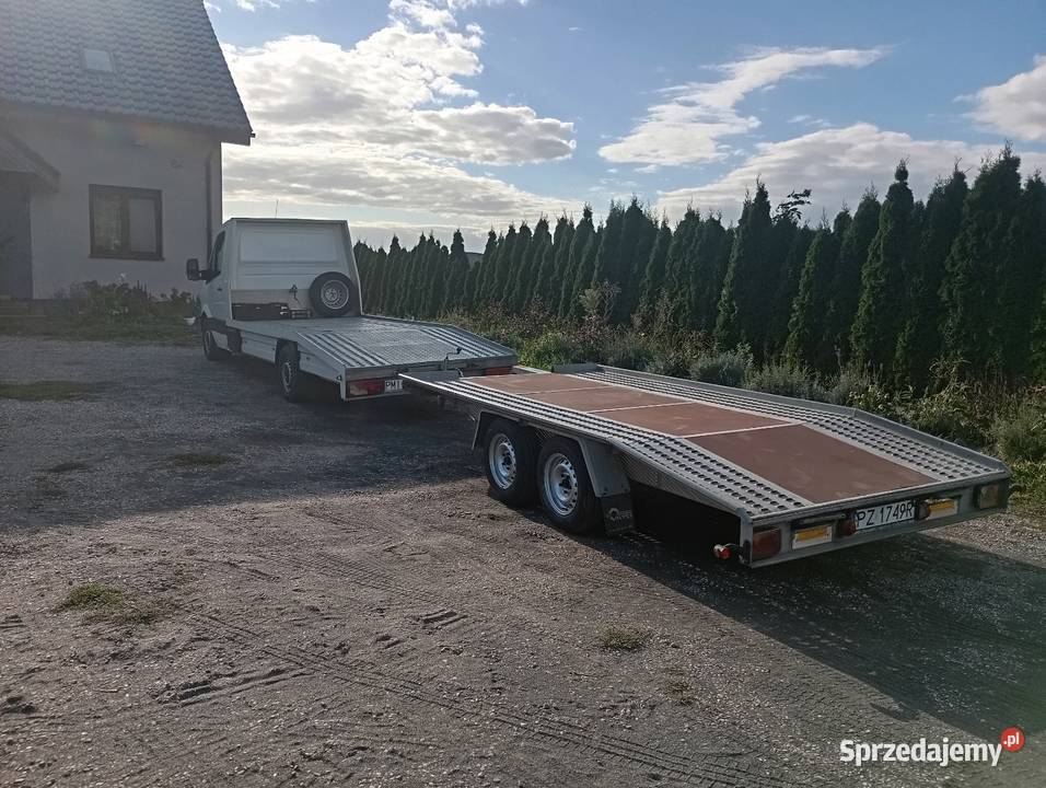 Auto laweta przewóz samochodów maszyn towarów Transport towarów Gralewo