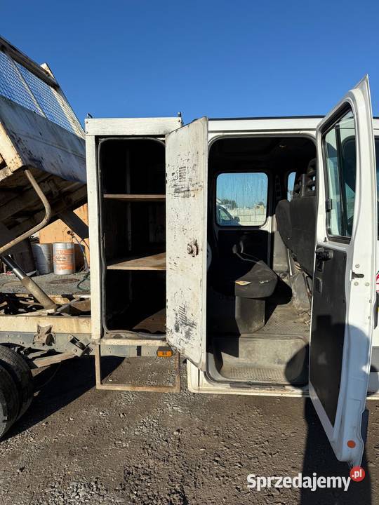 Iveco Daily 35C15 DOKA 7 Osób Wywrotka 30 Hak Wrocław