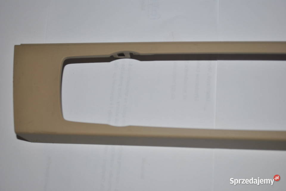 Ramka panelu klimatyzacji BMW BMW 1 SERIES E82 Poręba