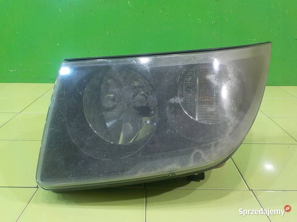 VW CRAFTER I 25 TDI 09r VAN lampa prawa przod Suków