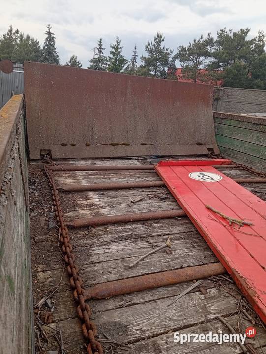 Rozrzutnik przyczepa 2w1 Gościejewo sprzedam