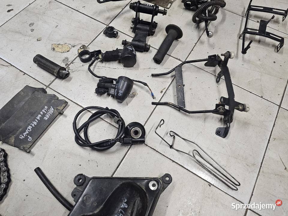 Por Apche 125 cross części airbox linka stelaż Motocykle na części dolnośląskie Jelenia Góra