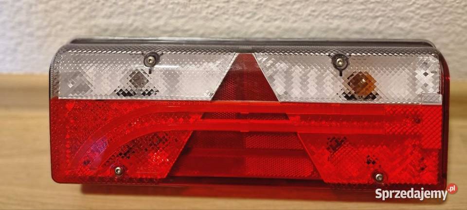Lampa tylna EUROPOINT III prawa Zielona Góra