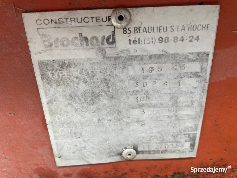Przyczepa skorupowa 1 osiowa nie tandem