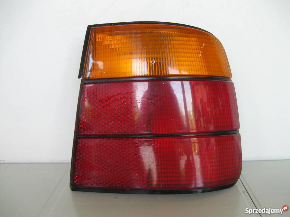 Lampa prawa lewa tylna tył BMW S5 E34 525 sprzedam