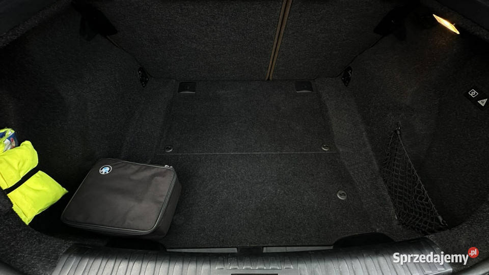 BMW 116 20 Benzyna Zarejestrowany Ubezpieczony Elbląg sprzedam