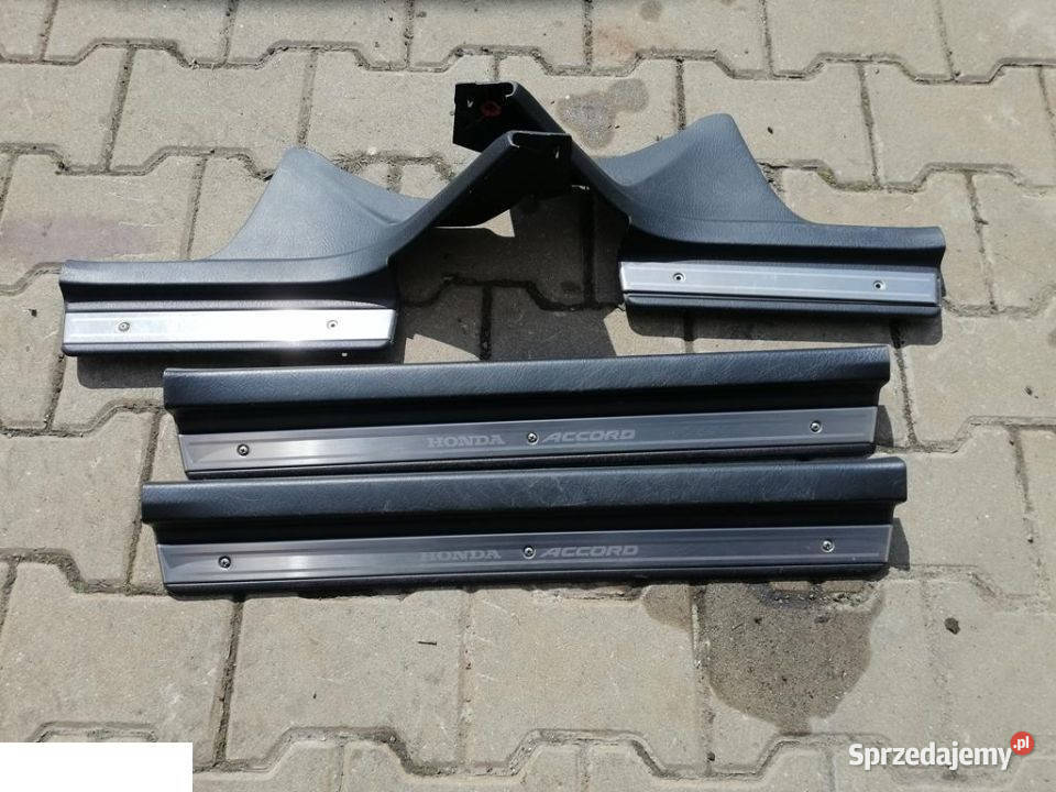 HONDA ACCORD VI 2000 NAKŁADKI NA PROGI KOMPLET osobowe Kozubszczyzna
