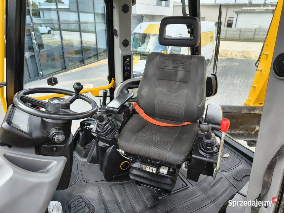 KOPARKOŁADOWARKA JCB 3CX 4CX CASE HOLLAND CAT Krotoszyn