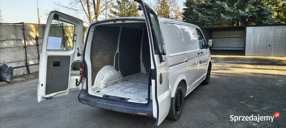 Volkswagen Transporter T5 19 tdi 105 Klima 1 Rok produkcji 2004 Bolesław