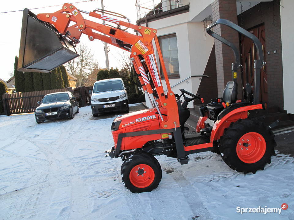 Mini Traktorek Kubota B2420 4X4 24 Wspomaganie