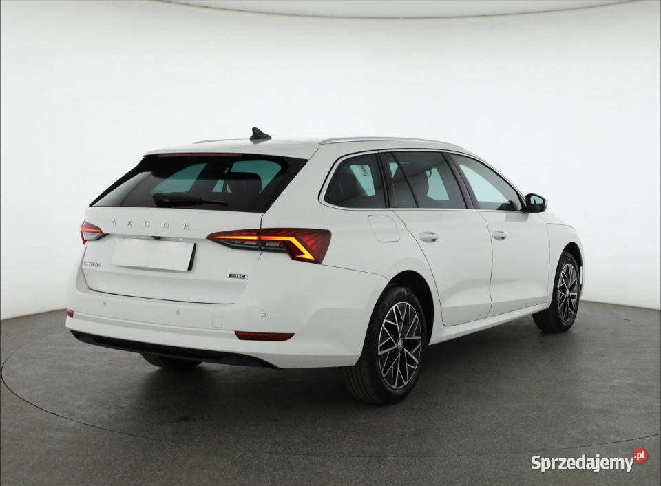 Skoda Octavia 15 TSI etec