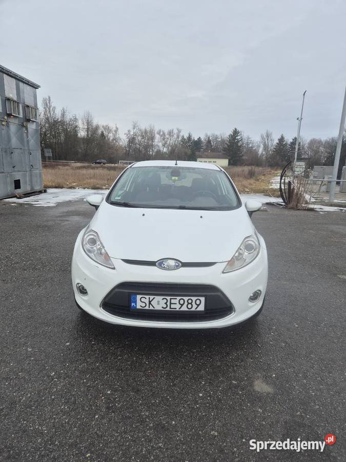 Ford Fiesta mk7 2009r 12 82 do negocjacji 165900km śląskie