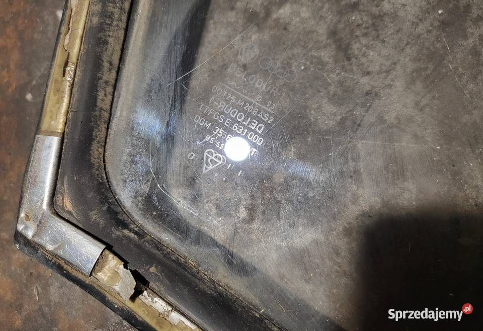 Szyba boczna lewy tył Volkswagen passat b2 b1 Lublin
