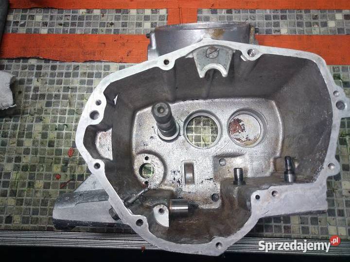 Obudowa skrzyni biegów Dniepr Łódź sprzedam