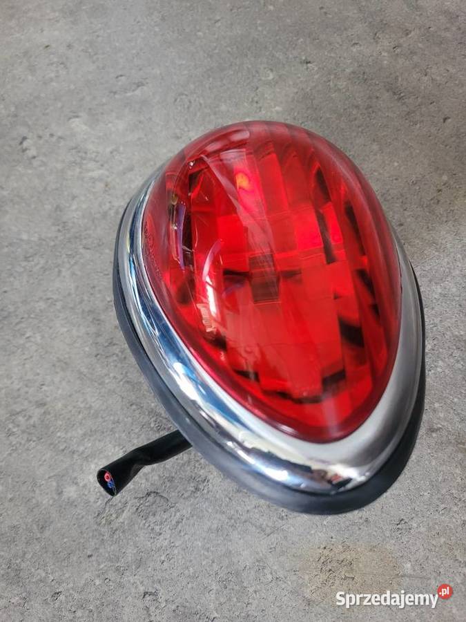 TRIUMPH ROCKET III 3 OEM 2300 LAMPA TYŁ TYLNA
