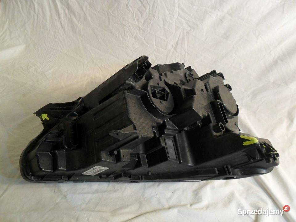 Reflektor Przód strona lewa Citroen C4 III eC4 osobowe Nowy Tomyśl sprzedam