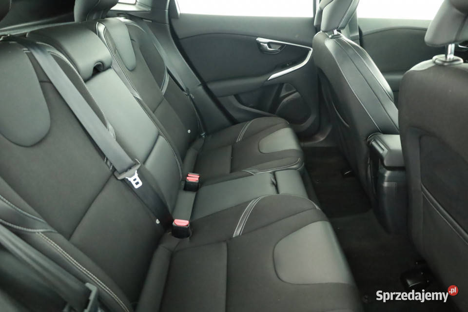 Volvo V40 20 D3 tempomat