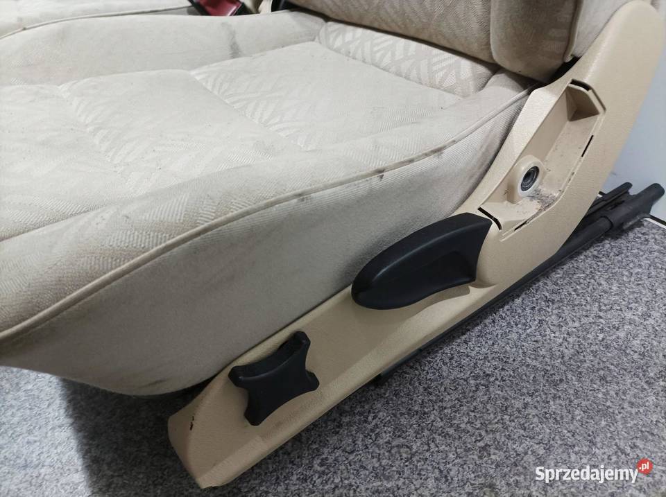FOTELE KANAPA BOCZKI JASNE SEDAN MercedesBenz świętokrzyskie sprzedam