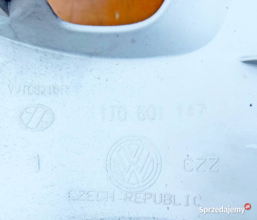 KOŁPAKI VW GOLF V VI TOURAN 15 1T0601147 Opony i felgi Radom sprzedam