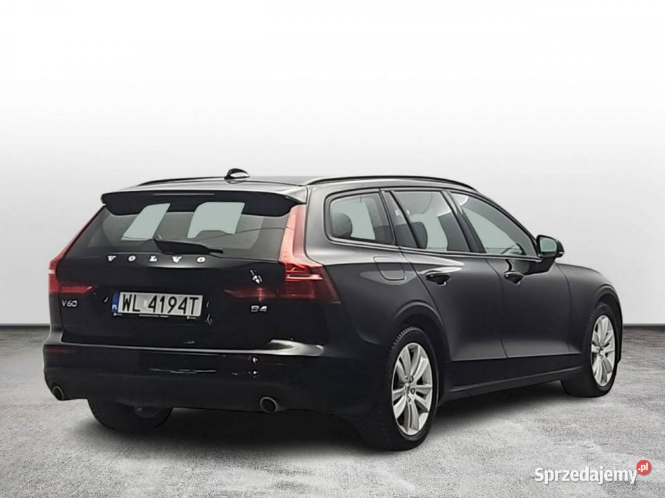 Volvo V60 V60 B4 D Momentum Z Polskiego Salonu Warszawa