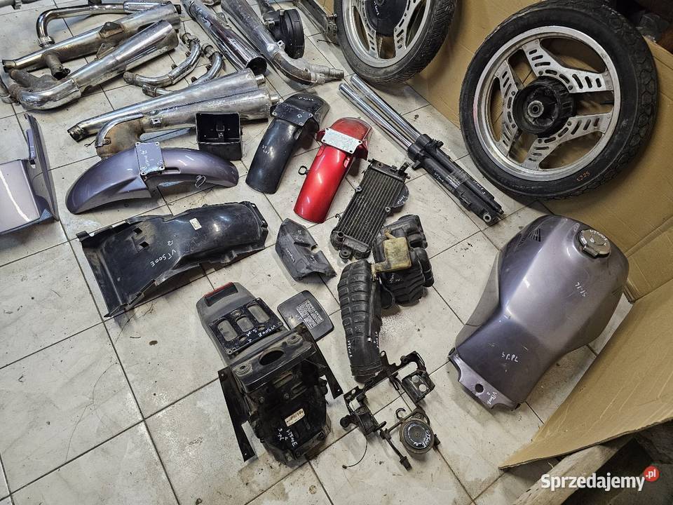 Honda VT 500 E części vt500 bak koło lagi oś Jelenia Góra sprzedam