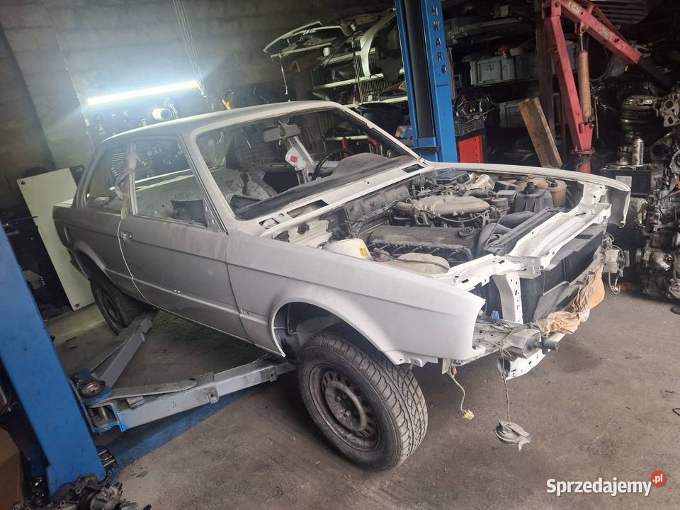 Bmw e30 coupe 20 automat 88 Pomalowana Do biały BMW Kielce